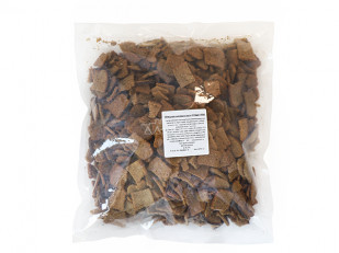 Снапсы с чесноком: Гренки черные со вкусом холодца с хреном