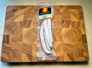 Бастони Снеки сыровяленые с можжевельником: Колбаски сыровяленые Mini Fuet 