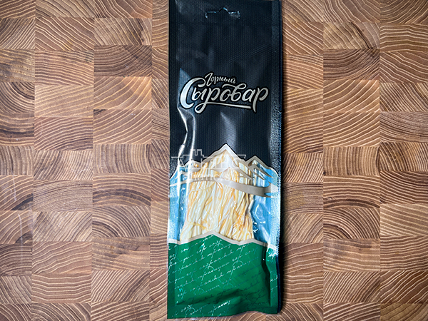 Сыр 60 гр ГОРНЫЙ СЫРОВАР (Паутинка копчёная) во Владимире