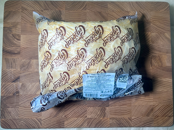 Сыр 1 кг ГОРНЫЙ СЫРОВАР (Паутинка со вкусом красной икры) во Владимире